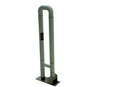 Folding support railing with bar