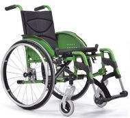Олекотена инвалидна количка Vermeiren V200GO.