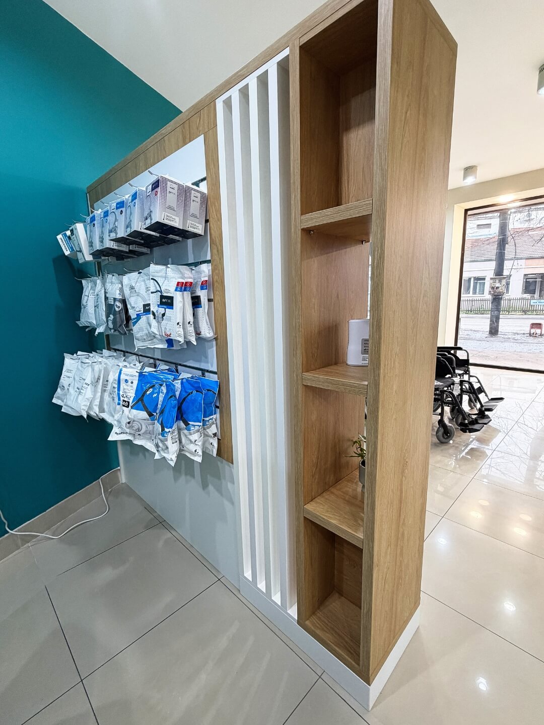 Вход на магазин Адапт БГ Сливен