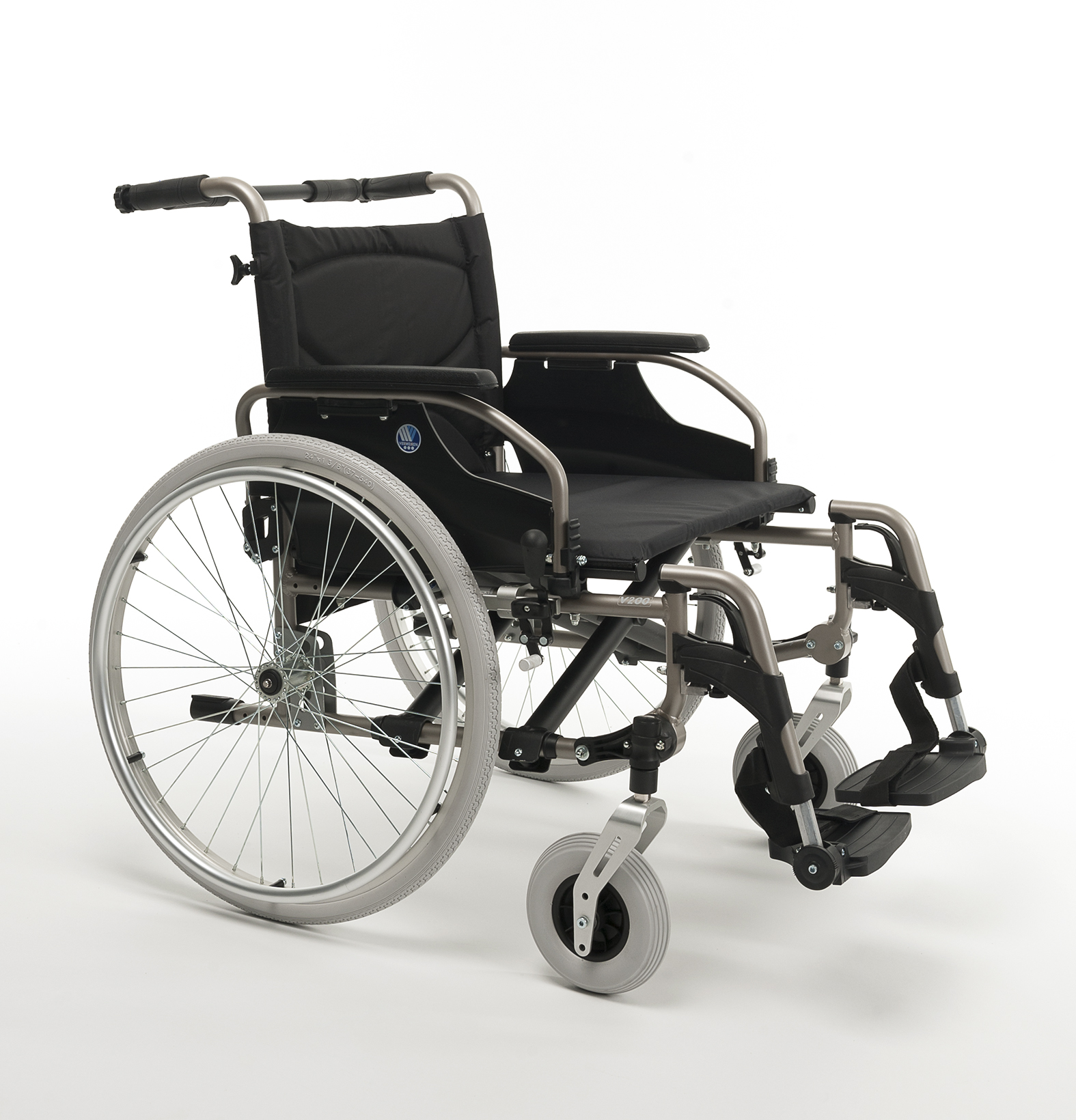 Инвалидна количка за хора с наднорменно тегло Vermeiren V200 XXL
