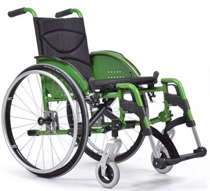 Олекотена инвалидна количка Vermeiren V200GO