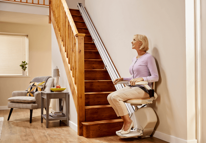 Столче за изкачване на стълби за трудноподвижни хора за закрит или открит монтаж ACORN 180