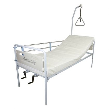 Mechanical hospital bed with 4 sections