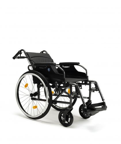 Наклонена Рингова инвалидна количка D200 30° ПОД НАЕМ.
