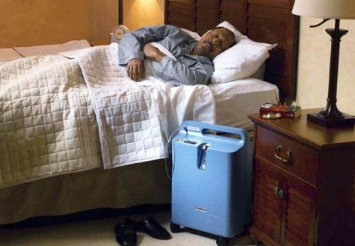 Philips Respironics EverFlo Home Oxygen Machine