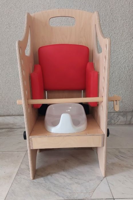 Адаптивен тоалетен стол за деца с увреждания (МОСТРА)