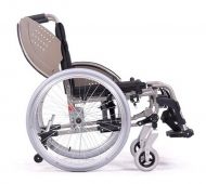 Олекотена инвалидна количка Vermeiren V200GO