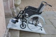 Сгъваема рампа за инвалидни колички 1830 мм